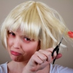 Cara Mengatasi Permen Karet Di Rambut