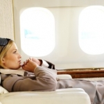 Bahaya Duduk Di Dekat Jendela Pesawat