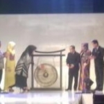Ayunsri Buka Indonesia Moslem Fashion Expo 2016 di Hotel Clarion